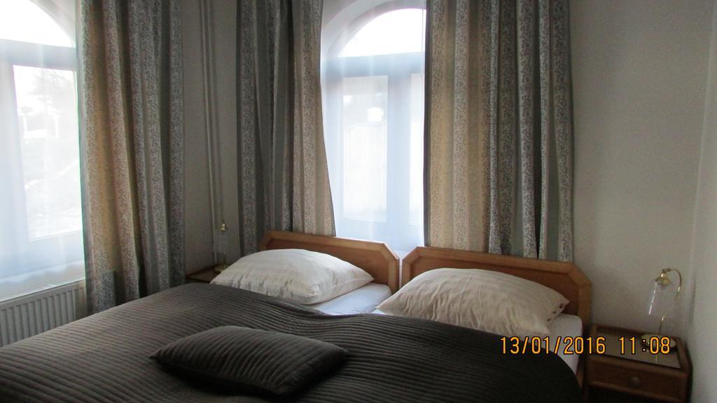 Villa Jinonice プラハ 部屋 写真